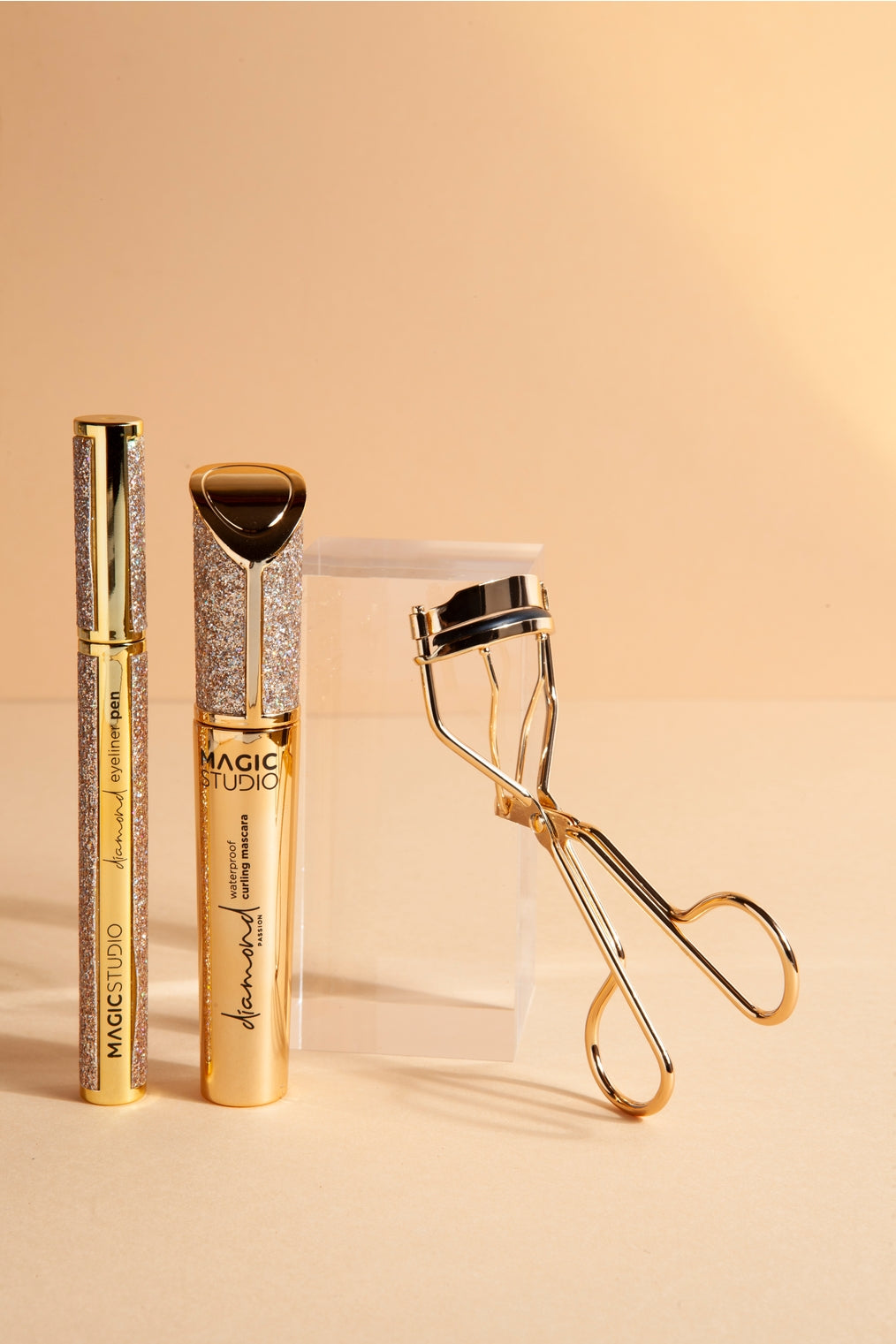 Ensemble Diamond Shiny Look